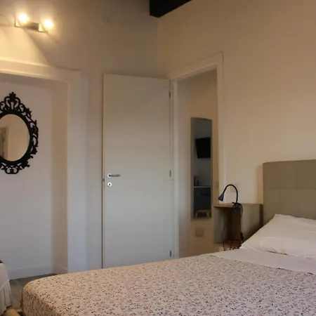 Domus Museum * Nápoles