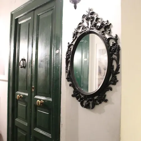 Domus Museum Apartment *